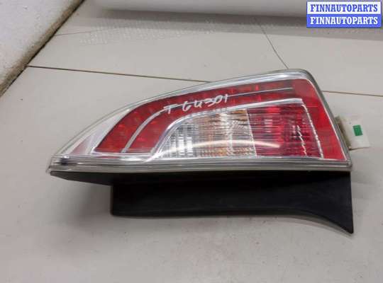 купить Фонарь (задний) на Toyota Prius 2009-2015