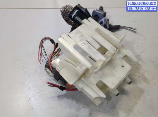 Кронштейн блока управления BM2998333 на BMW 1 E87 2004-2011