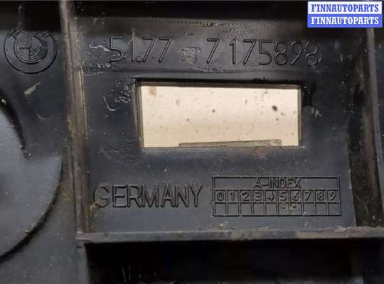купить Кронштейн порога на BMW 1 E87 2004-2011
