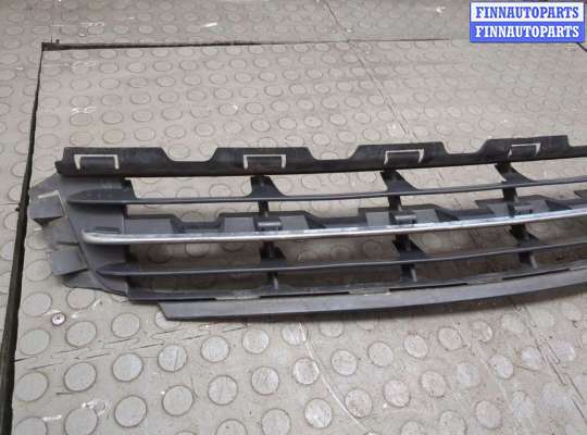 купить Заглушка (решётка) бампера на Ford Mondeo 3 2000-2007