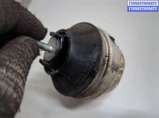 купить Подушка крепления двигателя на Volkswagen Passat 5 1996-2001