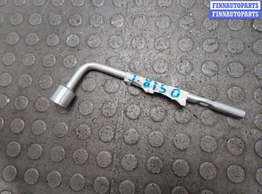 купить Ключ балонный на Mitsubishi Eclipse Cross 2017-