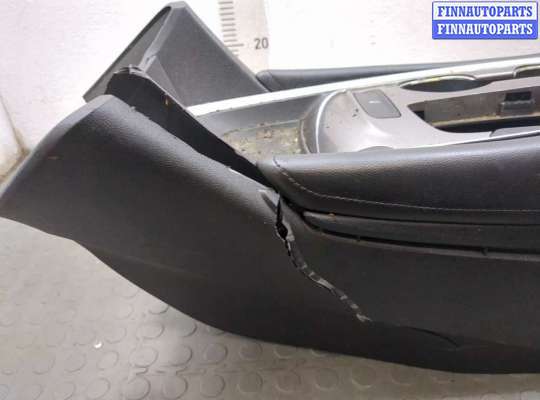 Консоль салона на Chevrolet Malibu IX