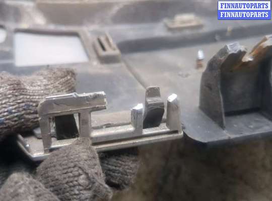 купить Решетка радиатора на Volkswagen Passat 6 2005-2010
