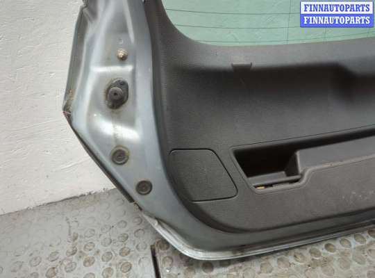 Ручка крышки багажника (задней двери)