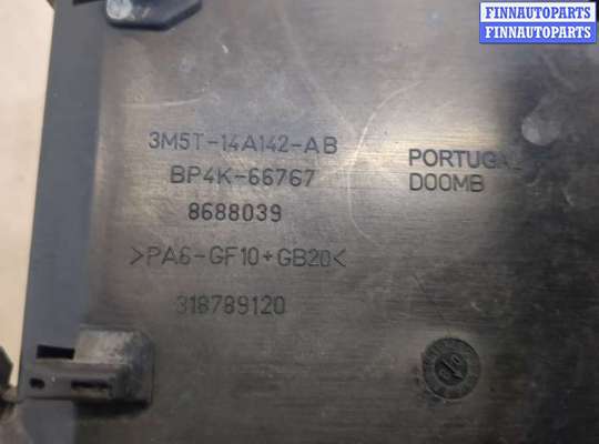 купить Блок предохранителей на Ford Focus 2 2008-2011