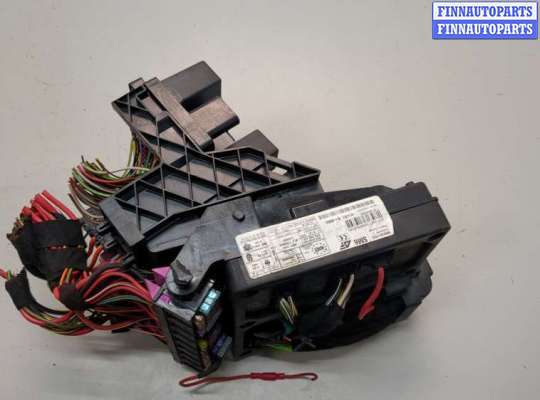 купить Блок предохранителей на Volkswagen Sharan 2000-2010