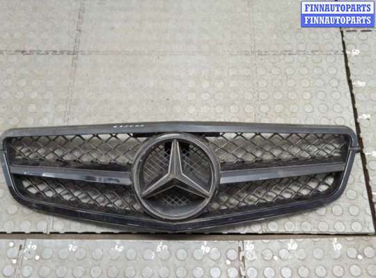 Купить Решетка радиатора на Mercedes C W204 2006-2015 Решетка радиатора MB1731153 на Mercedes C W204 2006-2015