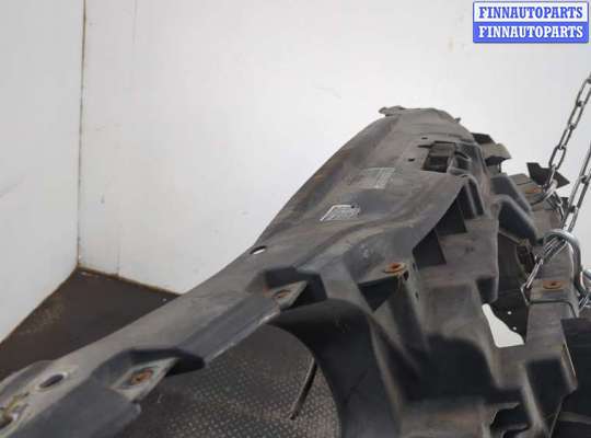 Панель передняя (телевизор) на Volkswagen Touran I (1T)