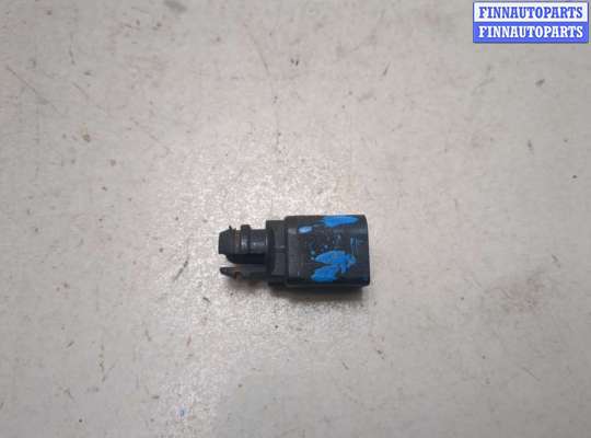 Датчик температуры на Volkswagen Passat CC (357)