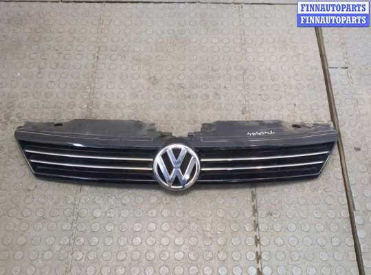 купить Решетка радиатора на Volkswagen Jetta 6 2010-2015