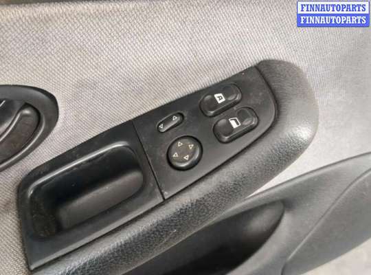 купить Дверь боковая (легковая) на Peugeot 406 1995-1999
