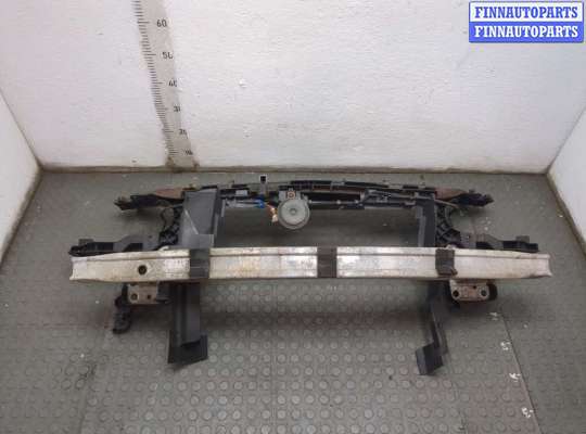 Рамка передняя (телевизор) RN1556236 на Renault Megane 2 2002-2009