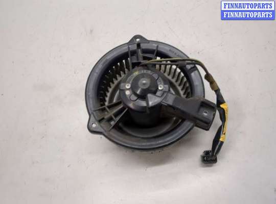 Мотор отопителя на Toyota Prius II