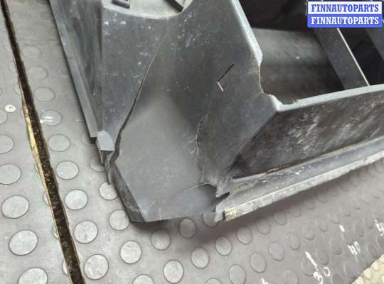 купить Рамка передняя (телевизор) на BMW X5 E70 2006-2013