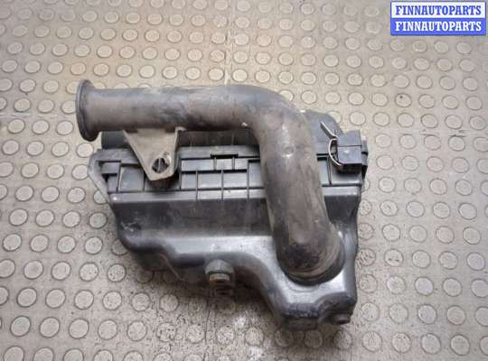 купить Корпус воздушного фильтра на Toyota Yaris 2010-2017