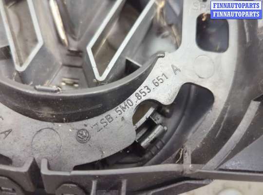 купить Решетка радиатора на Volkswagen Golf Plus