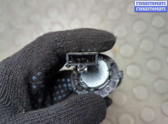 купить Динамик на Volkswagen Passat 5 2000-2005