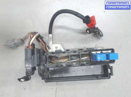 купить Блок реле на Nissan Micra K11E 1992-2002