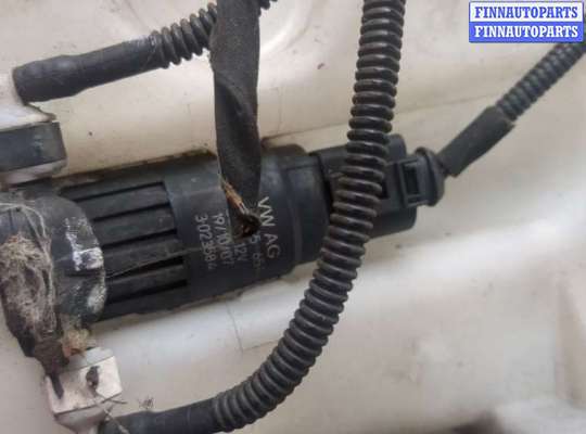 купить Бачок омывателя на Volkswagen Golf 5 2003-2009