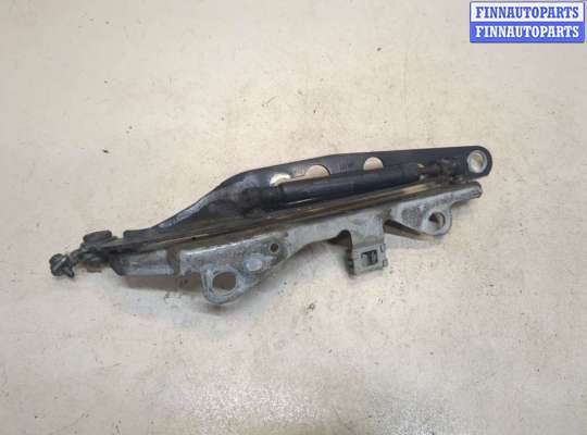 купить Петля капота на Volvo XC70 2002-2007
