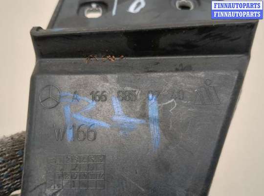 купить Кронштейн бампера на Mercedes ML W166 2011-2015