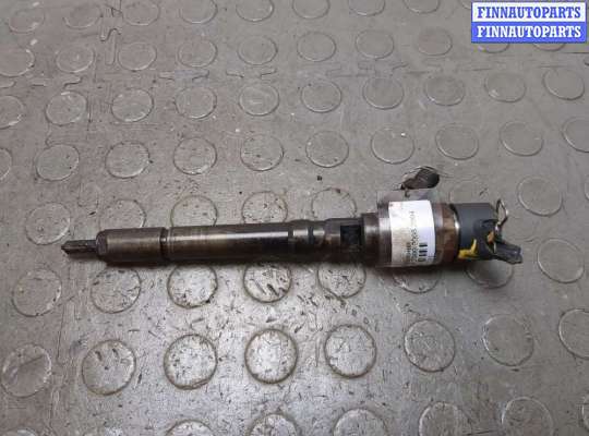 купить Форсунка топливная на Hyundai Trajet 1999-2008