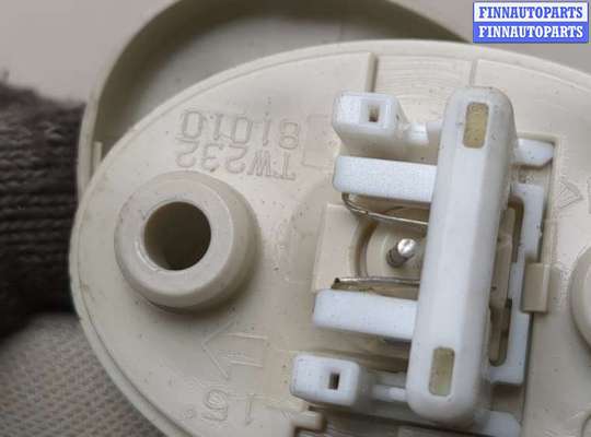 Козырек солнцезащитный на Lexus NX (AZ10)