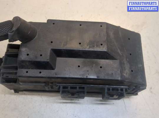 купить Блок предохранителей на Jeep Grand Cherokee 2004-2010
