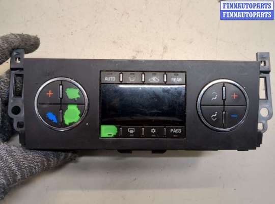 Блок управления печкой на Cadillac Escalade III (GMT 900)