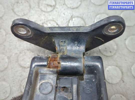 купить Петля двери на Iveco Daily 3 2000-2005