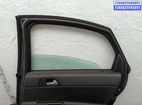 купить Дверная карта (Обшивка двери) на Volvo S40 2004-2012