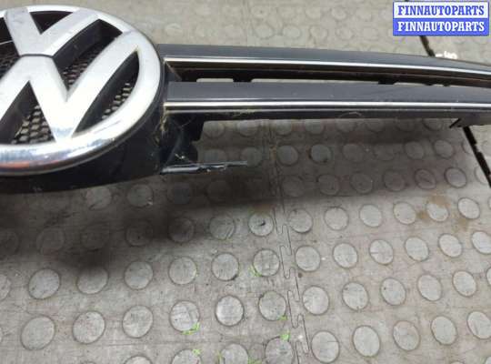 купить Решетка радиатора на Volkswagen Golf 6 2008-2012