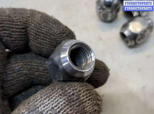 купить Гайка колесная на Toyota Camry V40 2006-2011