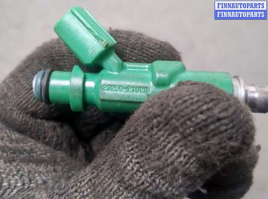 купить Форсунка топливная на Toyota Yaris 1999-2006