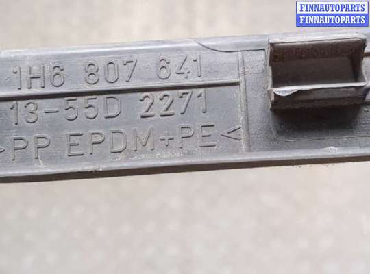 купить Молдинг бампера на Volkswagen Golf 3 1991-1997