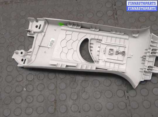 купить Обшивка центральной стойки на Ford Kuga 2019-2024