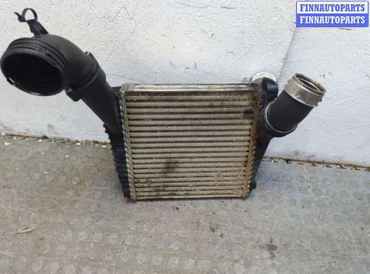 купить Радиатор интеркулера на Volkswagen Touareg 2002-2007