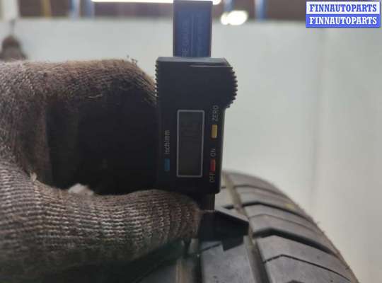 купить Пара шин на Volvo S40 2004-2012
