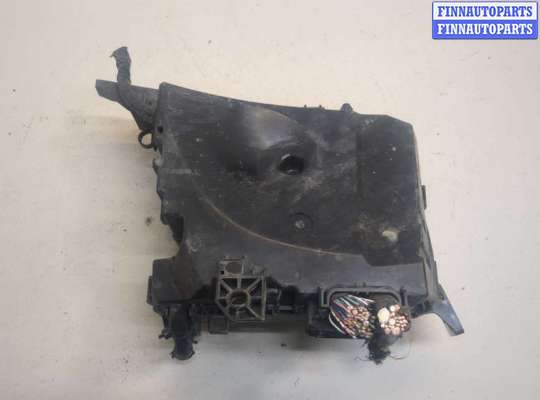 купить Блок предохранителей на Toyota Corolla E15 2006-2013