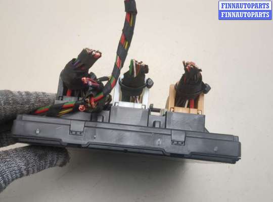 купить Блок управления бортовой сети (Body Control Module) на Volkswagen Passat 7 2010-2015 Европа
