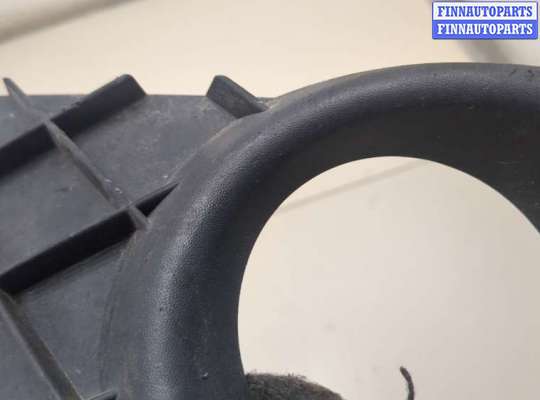 купить Заглушка (решётка) бампера на Renault Laguna 3 2007-2025