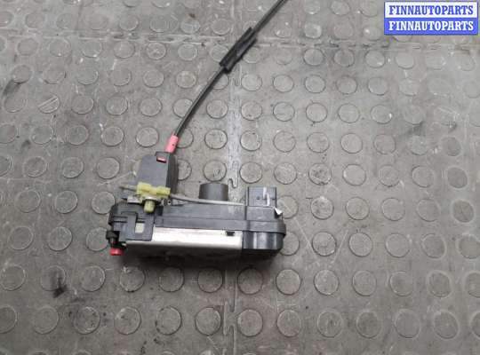 Замок боковой двери на Opel Astra H / Classic