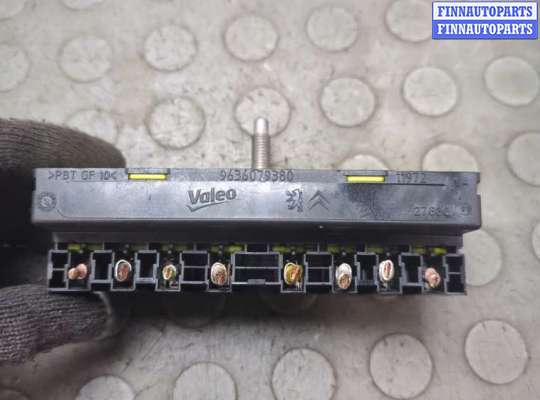 купить Блок предохранителей на Peugeot Partner 2012-2015