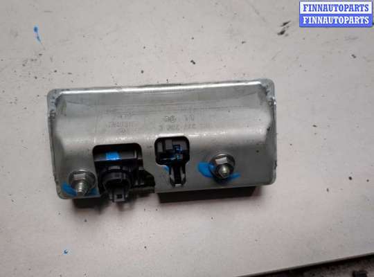 купить Камера заднего вида на Volkswagen Touareg 2010-2014