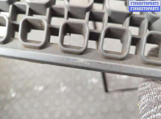 купить Решетка радиатора на Ford Fusion 2002-2012