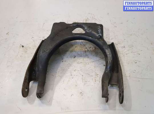 Рычаг подвески на Peugeot 407
