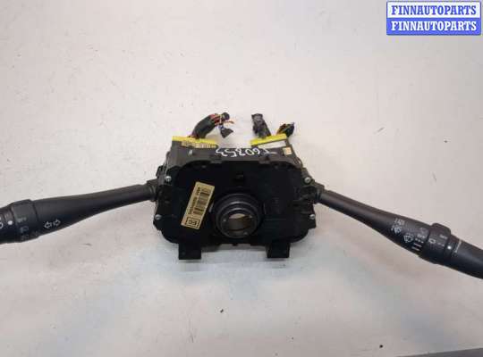 Переключатель поворотов и дворников (стрекоза) NS975751 на Nissan Primera P11 1996-2002