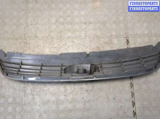 купить Решетка радиатора на Ford Focus 2 2008-2011