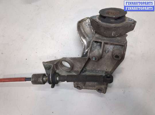 купить Подушка крепления КПП на Volkswagen Passat 5 1996-2000